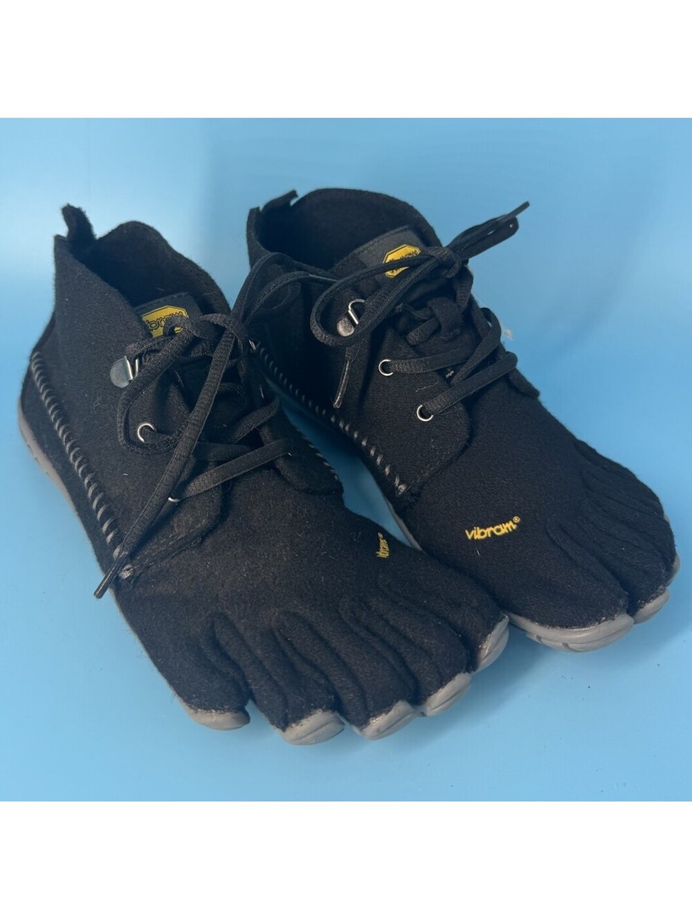 Vibram FiveFingers W148 Barefoot Running Shoes Womens Size 39 Black US 8-8.5